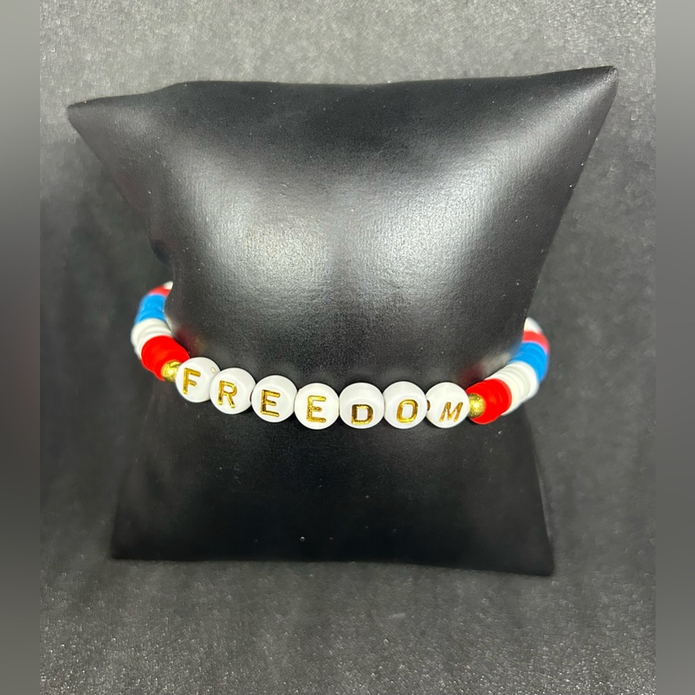 Freedom Heishi Bracelet